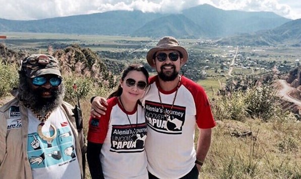 Taman Nasional Teluk Cendrawasih Yang Jauh dan Susah, Tetapi Menjadi Impian Para Penyelam Dunia 8 Taman Nasional Teluk Cendrawasih Yang Jauh dan Susah, Tetapi Menjadi Impian Para Penyelam Dunia 8