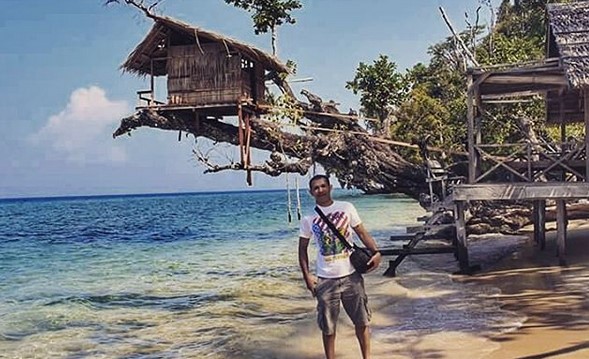 Taman Nasional Teluk Cendrawasih Yang Jauh dan Susah, Tetapi Menjadi Impian Para Penyelam Dunia 9 Taman Nasional Teluk Cendrawasih Yang Jauh dan Susah, Tetapi Menjadi Impian Para Penyelam Dunia 9