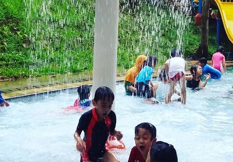 Mau Rekreasi Bersama Keluarga? Ke Telaga Arwana Saja 3