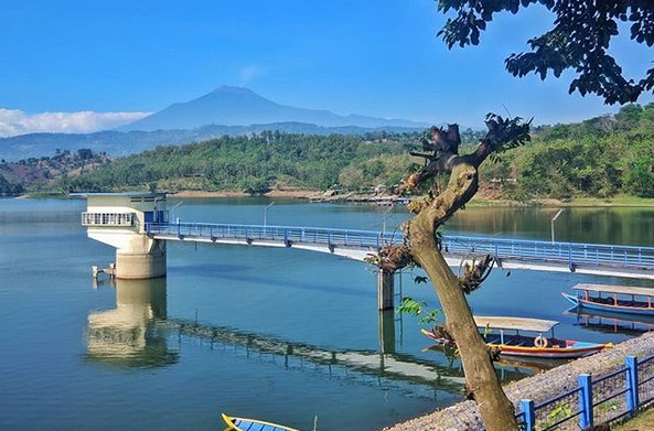 Wow! Indahnya Pesona Alam Waduk Cacaban Tegal Yang Menyimpan Kisah Mistis 10