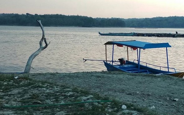 Selfie Maksimal di Waduk Pondok Ngawi 10 Selfie Maksimal di Waduk Pondok Ngawi 10