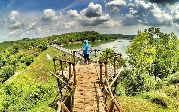 Selfie Maksimal di Waduk Pondok Ngawi 9 Selfie Maksimal di Waduk Pondok Ngawi 9
