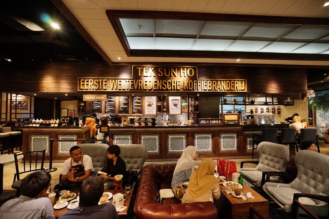 15 Rekomendasi Tempat Makan di Jakarta yang Unik, Legendaris dan Enak 14 15 Rekomendasi Tempat Makan di Jakarta yang Unik, Legendaris dan Enak 14