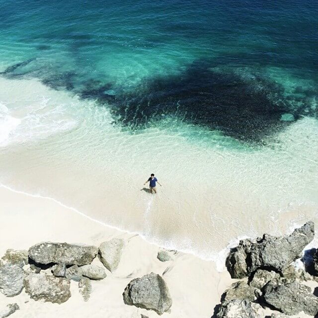 Jacuzzi Alami di Pantai Tegal Wangi, Jadi Magnet Pengguna Instagram 10 Jacuzzi Alami di Pantai Tegal Wangi, Jadi Magnet Pengguna Instagram 9