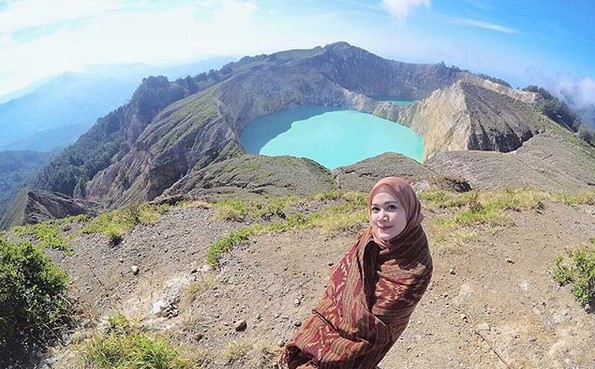 Inilah Danau Kelimutu Dengan Tiga Warna 1 Inilah Danau Kelimutu Dengan Tiga Warna 1