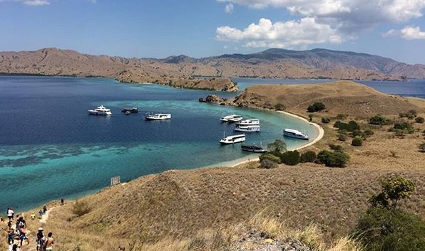 Labuan Bajo Kebakaran? Tetap Indah Kok, Simak Penjelasannya Berikut Ini 7 Labuan Bajo Kebakaran? Tetap Indah Kok, Simak Penjelasannya Berikut Ini 7