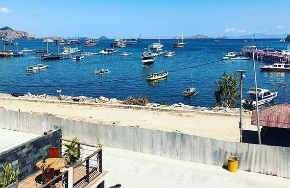 Labuan Bajo Kebakaran? Tetap Indah Kok, Simak Penjelasannya Berikut Ini 8 Labuan Bajo Kebakaran? Tetap Indah Kok, Simak Penjelasannya Berikut Ini 8