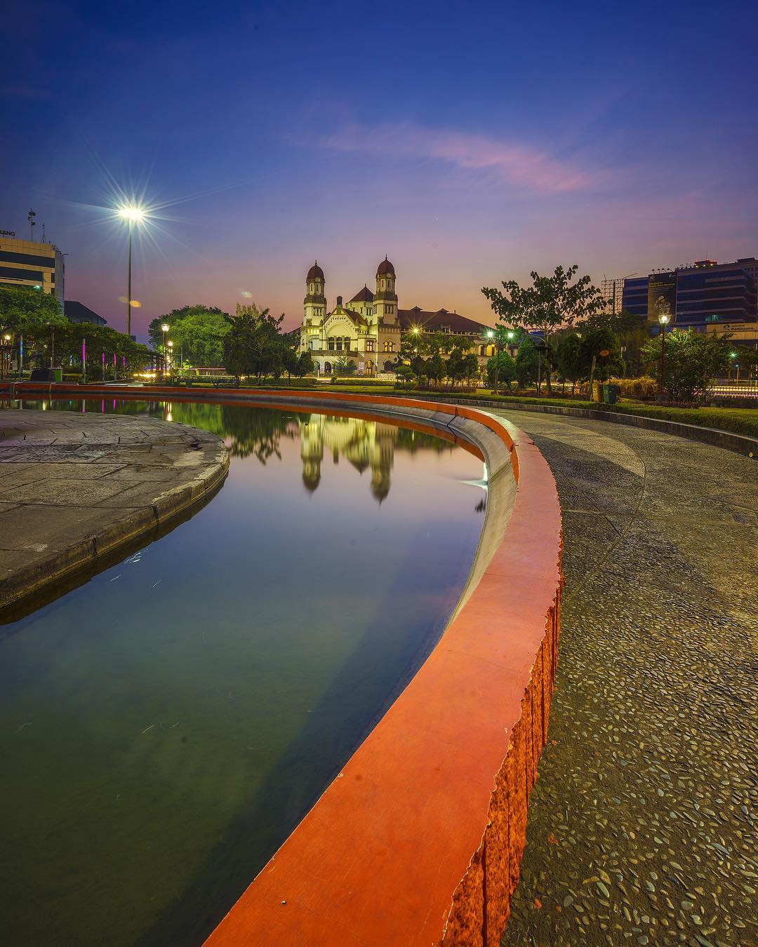 Tugu Muda Semarang Punya Air Mancur Menari? Ini Buktinya 4