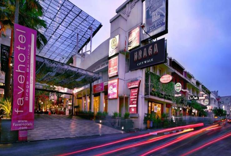 10 Referensi Mall Terbesar, Lengkap dan Mewah Daerah Bandung Yang Ada Bioskopnya Wajib Untuk Dikunjungi 3
