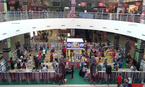10 Referensi Mall di Daerah Sidoarjo Jawa Timur Terbesar, Bagus, Lengkap dan Ada Bioskopnya 9 10 Referensi Mall di Daerah Sidoarjo Jawa Timur Terbesar, Bagus, Lengkap dan Ada Bioskopnya 9