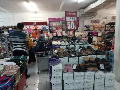 7 Daftar Pilihan Mall Yang Bagus di Daerah Tulungagung Ini Wajib Masuk List Perbelanjaanmu 5