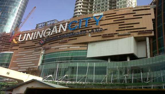 10 Daftar Pilihan Mall di Daerah Kuningan Jakarta Selatan Yang Ada Bioskop Serta Tempat Makannya 1