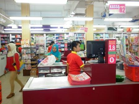 10 Rekomendasi Mall di Daerah Jambi Terbaru dan Mewah Ini Wajib Masuk List Belanjaanmu 9 10 Rekomendasi Mall di Daerah Jambi Terbaru dan Mewah Ini Wajib Masuk List Belanjaanmu 9