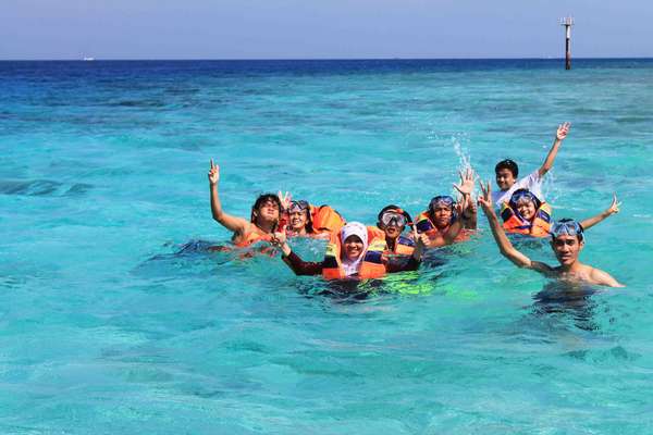 Menikmati Keindahan Pulau Sepa Ala Backpacker, Tips Berikut Wajib Dicoba! 3 Menikmati Keindahan Pulau Sepa Ala Backpacker, Tips Berikut Wajib Dicoba! 3