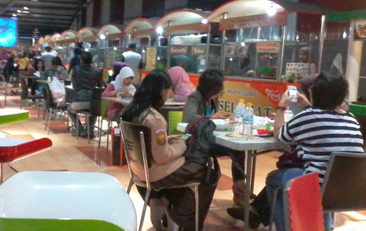 10 Daftar Pilihan Mall Terbesar di Daerah Sukabumi Terkenal Lengkap dan Bagus Wajib Kalian Kunjungi 8