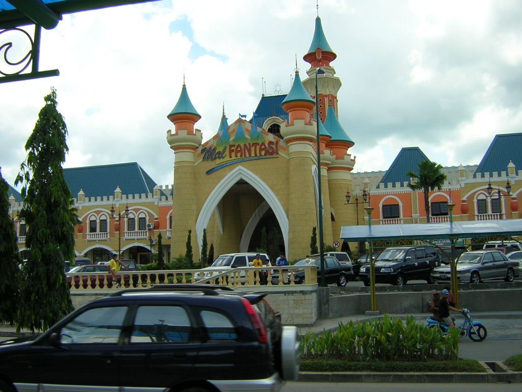 10 Referensi Mall Terbaik, Paling Lengkap dan Modern di Daerah Balikpapan Yang Cocok Untuk Shopping 5