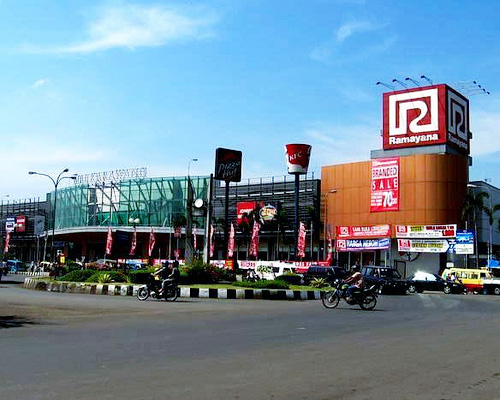 10 Referensi Mall di Daerah Karawang Yang Terkenal, Lengkap dan Mewah Buka 24 Jam 6