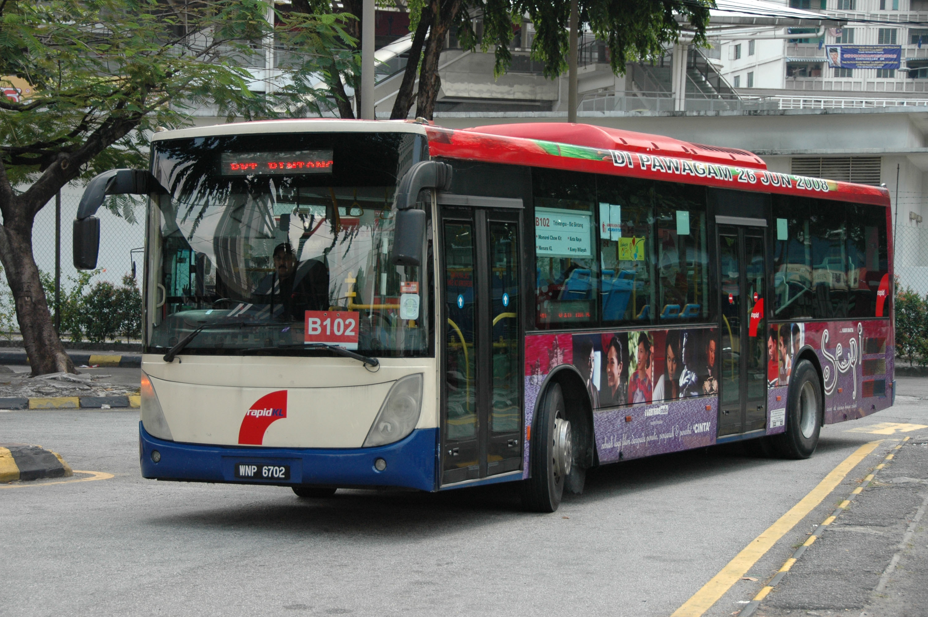 Jalan-Jalan Ke Kuala Lumpur Ala Backpaker, Simak Tips Berikut Ini! 6 Jalan-Jalan Ke Kuala Lumpur Ala Backpaker, Simak Tips Berikut Ini! 6