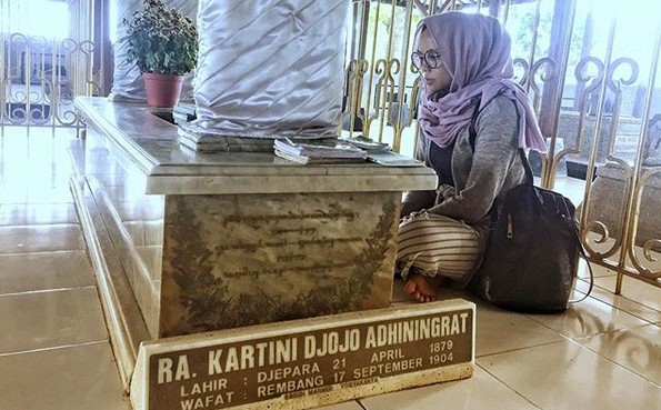 Wisata Religi di Rembang, Mengunjungi Makam R.A Kartini 1 Wisata Religi di Rembang, Mengunjungi Makam R.A Kartini 1