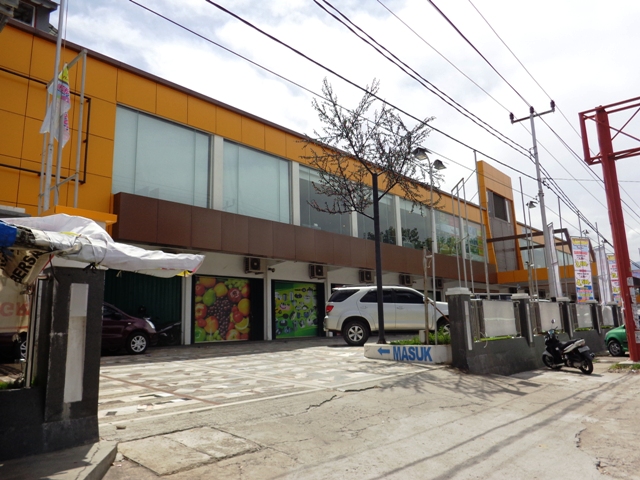 10 Daftar Pilihan Mall di Daerah Padang Terkenal Dengan Pelayanan Yang Ramah dan Lengkap 4 10 Daftar Pilihan Mall di Daerah Padang Terkenal Dengan Pelayanan Yang Ramah dan Lengkap 4