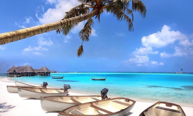 paket tour maldives
