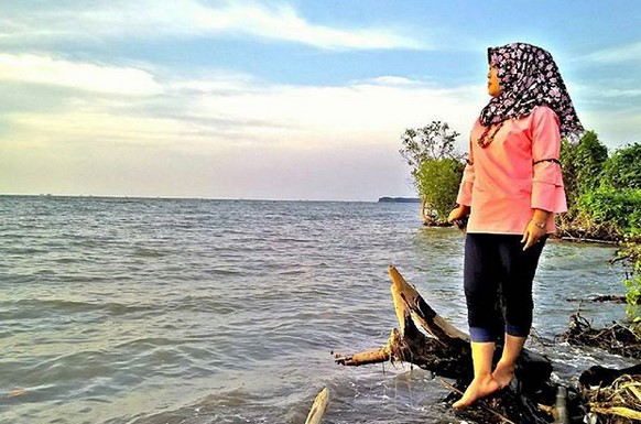 Ragam Keindahan dan Kisah Pantai Glagah Wangi di Pesisir Demak, Berapa Harga Tiket Masuknya? 4