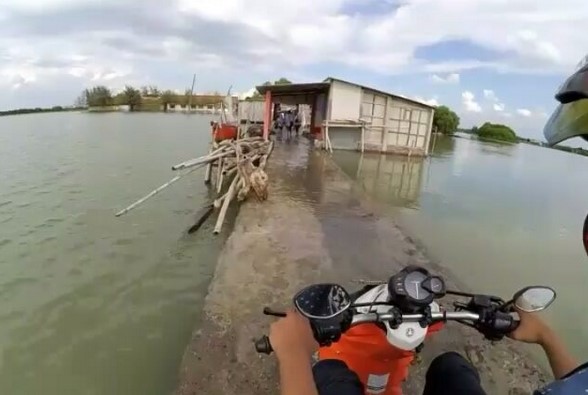 Pantai Morosari Demak, Destinasi Wisata yang Mempesona di Jawa Tengah 7 Pantai Morosari Demak, Destinasi Wisata yang Mempesona di Jawa Tengah 7