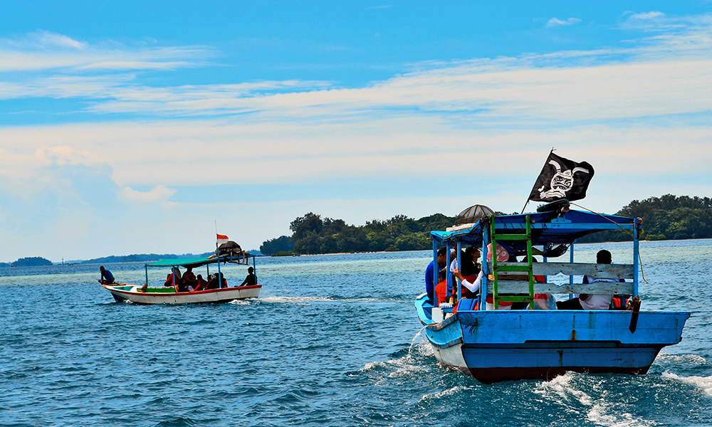 Bersantai di Pulau Macan Ala Backpacker, Berikut Tipsnya! 3