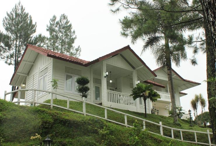 Ini Dia Daftar Villa di Ciater Dengan Pemandangan Indah dan Harga Terjangkau Mulai Rp.345.000 4 Ini Dia Daftar Villa di Ciater Dengan Pemandangan Indah dan Harga Terjangkau Mulai Rp.345.000 4