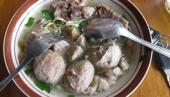 Menikmati Lezatnya Bakso di Madiun, Ini 8 Daftarnya 4
