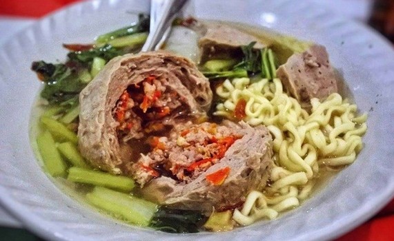 Menikmati Lezatnya Bakso di Madiun, Ini 8 Daftarnya 8