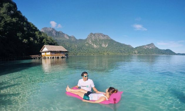 Bulan Madu Ke Pulau Ora? Coba 10 Referensi Paket Murah Mulai Rp.3.050.000 Disini! 1 Bulan Madu Ke Pulau Ora? Coba 10 Referensi Paket Murah Mulai Rp.3.050.000 Disini! 1