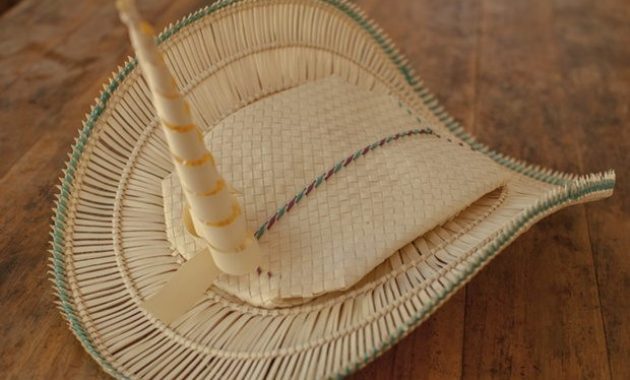 10 Rekomendasi Souvenir Khas di Daerah Kupang Yang Paling Unik dan Cantik Dengan Anyamannya 8 10 Rekomendasi Souvenir Khas di Daerah Kupang Yang Paling Unik dan Cantik Dengan Anyamannya 8