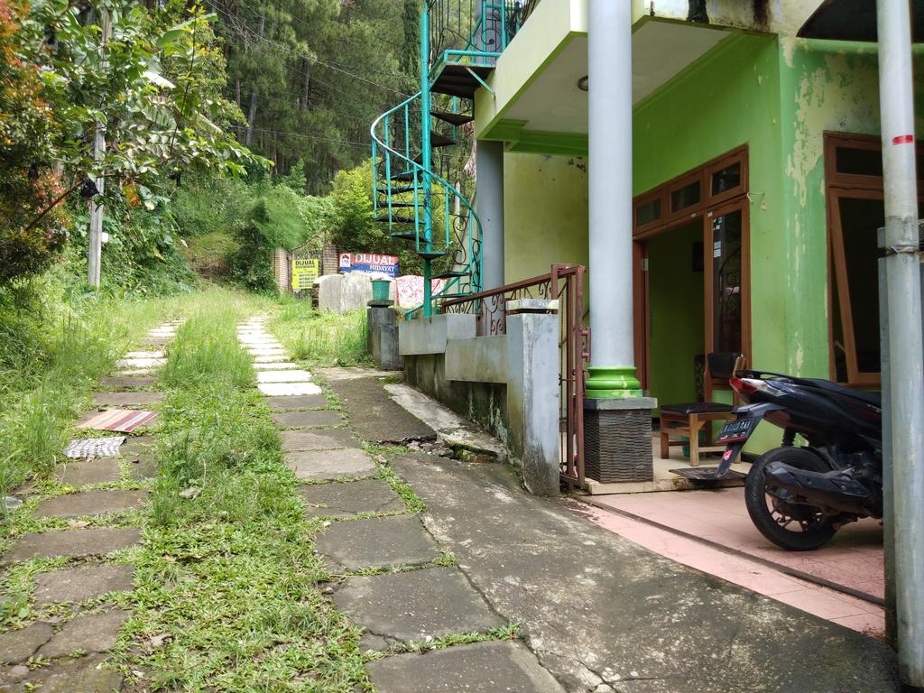 Daftar Rekomendasi Villa di Songgoriti Yang Fasilitasnya Lengkap Mulai Dari Harga Rp.125.000 8 Daftar Rekomendasi Villa di Songgoriti Yang Fasilitasnya Lengkap Mulai Dari Harga Rp.125.000 8