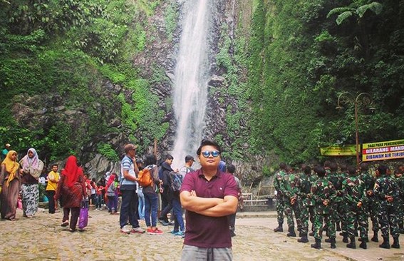 Sensasi Berwisata di Air Terjun Sedudo dengan Beragam Misteri di Dalamnya 9