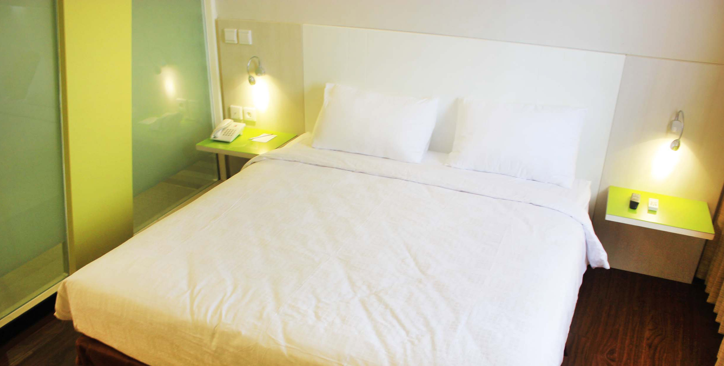 15 Hotel Terbaik Untuk Sempurnakan Liburan di Kota Ambon, Harga Mulai Rp.283.000 3 15 Hotel Terbaik Untuk Sempurnakan Liburan di Kota Ambon, Harga Mulai Rp.283.000 3