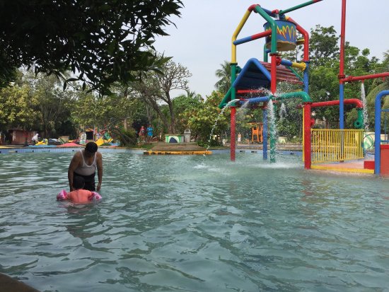 Daftar Kolam Renang di Ancol Jakarta Yang Menarik Untuk Dikunjungi dan Harga Tiketnya Terjangkau 6