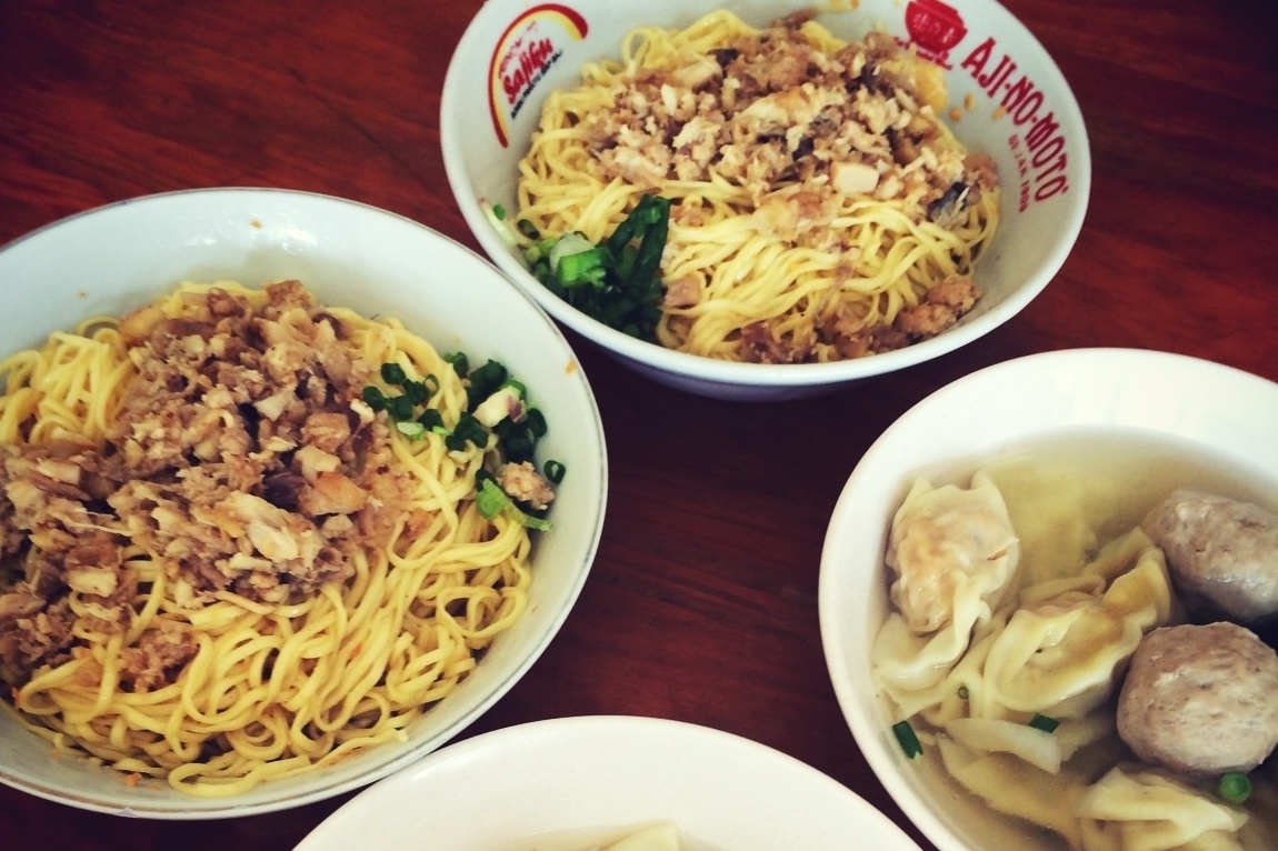 Cicipi Nikmatnya 10 Rekomendasi Kuliner Bakso Terpopuler Viral di Kota Bandung Yang Harganya Murah 10 Cicipi Nikmatnya 10 Rekomendasi Kuliner Bakso Terpopuler Viral di Kota Bandung Yang Harganya Murah 10