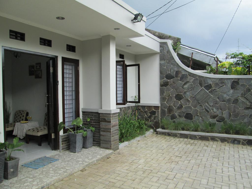 15 Referensi Homestay Daerah Bandung Menawarkan Pemandangan Yang Indah dan Tentunya Murah Mulai 90 Ribu 7