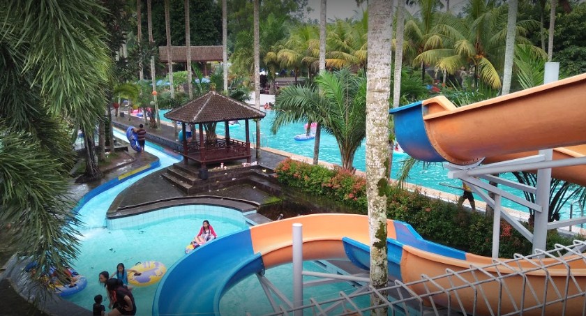 Deretan Daftar Pilihan Kolam Renang di Banyuwangi Yang Eksotis dan Berapa Harga Tiket Masuknya? 1 Deretan Daftar Pilihan Kolam Renang di Banyuwangi Yang Eksotis dan Berapa Harga Tiket Masuknya? 1