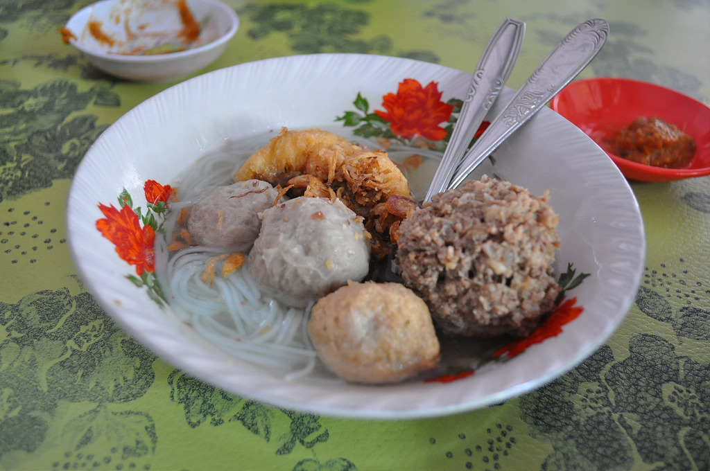 7 Rekomendasi Bakso Enak di Banyuwangi 2