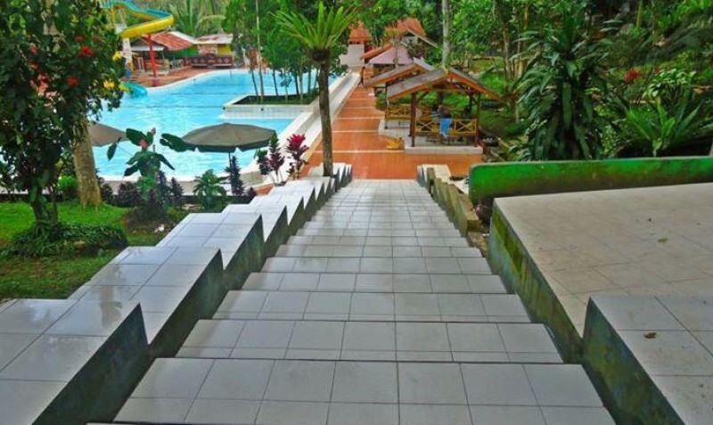 Deretan Daftar Pilihan Kolam Renang di Banyuwangi Yang Eksotis dan Berapa Harga Tiket Masuknya? 3 Deretan Daftar Pilihan Kolam Renang di Banyuwangi Yang Eksotis dan Berapa Harga Tiket Masuknya? 3