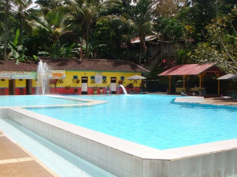 Deretan Daftar Pilihan Kolam Renang di Banyuwangi Yang Eksotis dan Berapa Harga Tiket Masuknya? 4 Deretan Daftar Pilihan Kolam Renang di Banyuwangi Yang Eksotis dan Berapa Harga Tiket Masuknya? 4