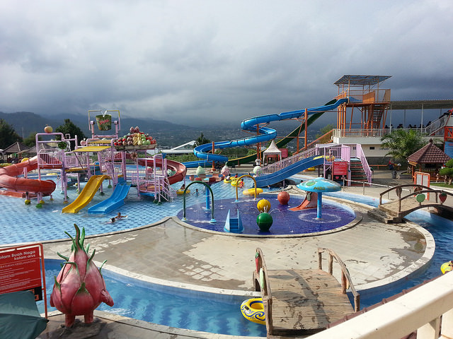 10 Referensi Kolam Renang di Kota Batu Yang Bagus dan Akan Semakin Menyegarkan Liburanmu 2