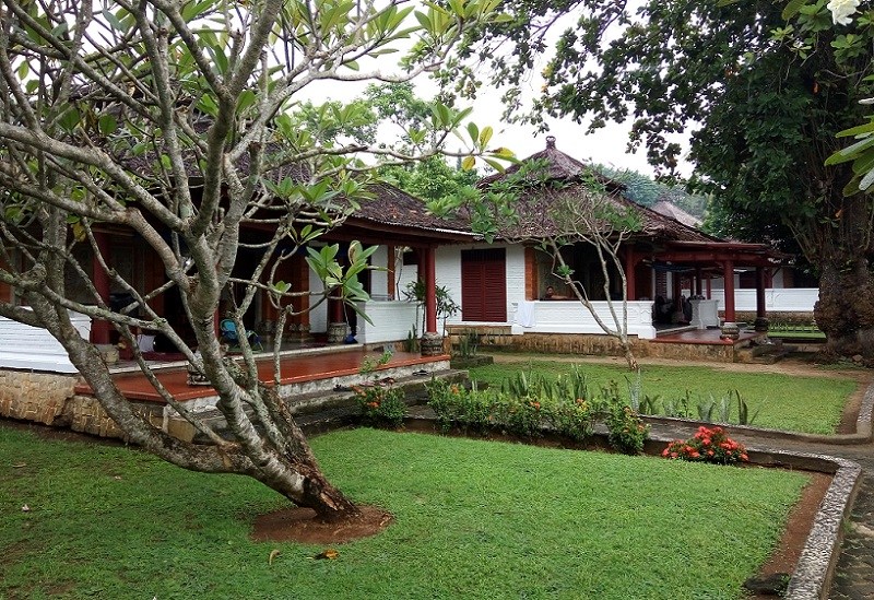 10 Rekomendasi Homestay Murah Daerah Blitar Memiliki Keindahan Alam Yang Bikin Nyaman Harga Mulai Rp.50.000 1