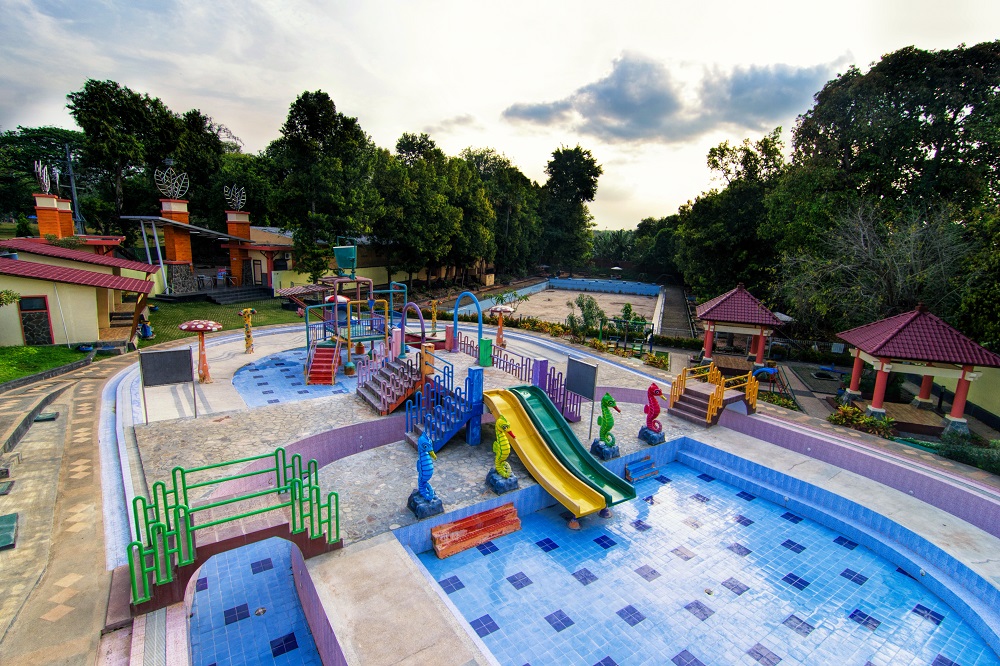 Daftar Pilihan Kolam Renang di Daerah Bojonegoro Yang Dapat Menjadi Pilihan Liburan Akhir Pekan 1 Daftar Pilihan Kolam Renang di Daerah Bojonegoro Yang Dapat Menjadi Pilihan Liburan Akhir Pekan 1