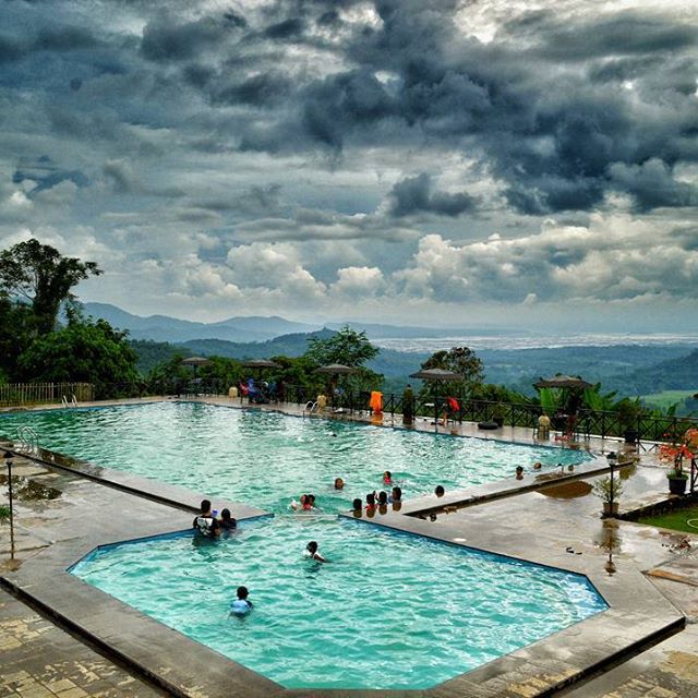 10 Daftar Rekomendasi Kolam Renang di Cianjur Yang Bagus dan Harga Tiket Masuknya 1 10 Daftar Rekomendasi Kolam Renang di Cianjur Yang Bagus dan Harga Tiket Masuknya 1