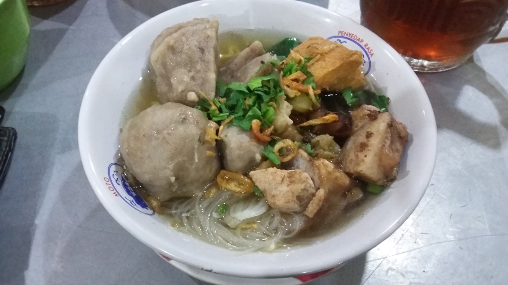 5 Kedai Bakso Enak di Cirebon yang Siap Menggoyang Lidah 6