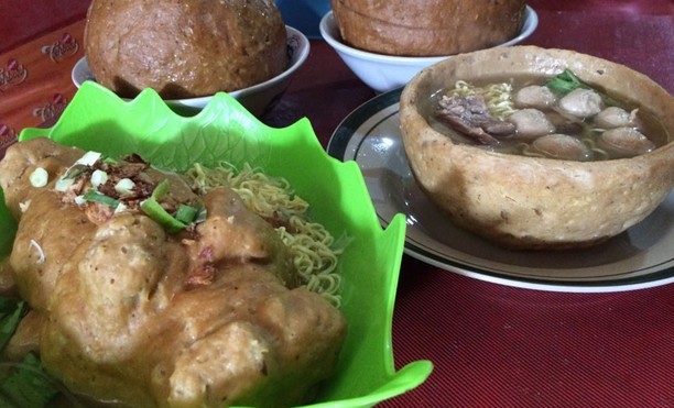 5 Kedai Bakso Enak di Cirebon yang Siap Menggoyang Lidah 8