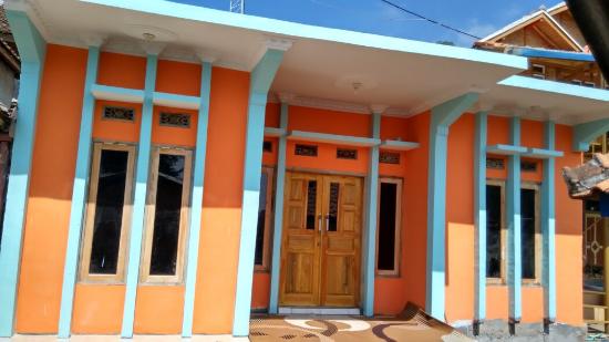 8 Rekomendasi Homestay di Daerah Garut Yang Bagus dan Bersih Ini Mulai 75 Ribu Saja 1